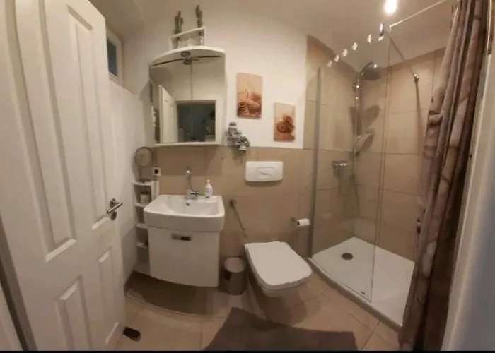 Apartamento Modernes Mit Pool Und Sauna