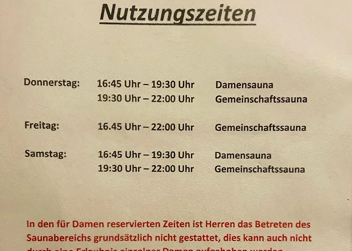 Modernes Mit Pool Und Sauna *